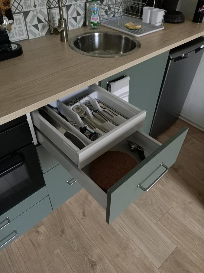 Cosy T2 Apartment Монбризон Екстериор снимка
