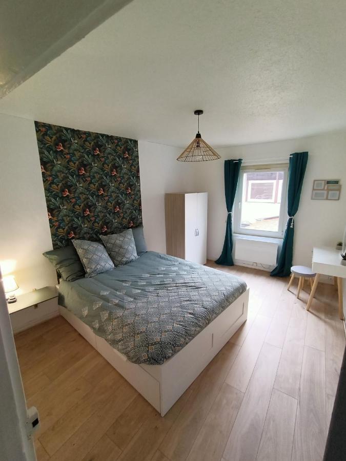 Cosy T2 Apartment Монбризон Екстериор снимка